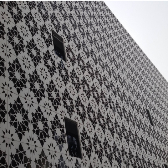 ��ǽ���������